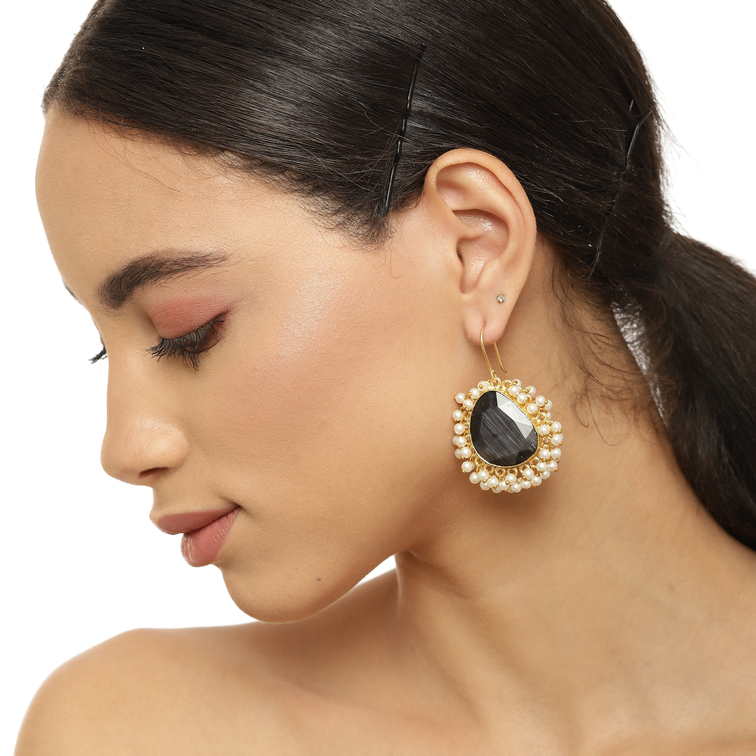 Black Catseye studs